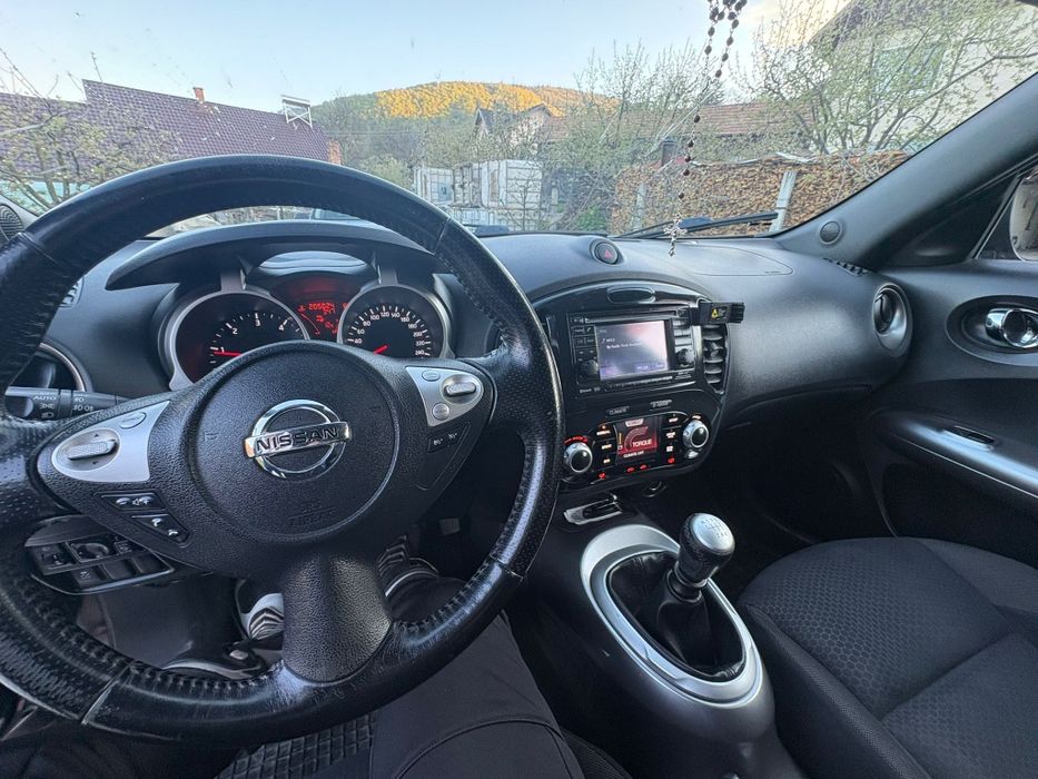 Nissan JUKE 2011
