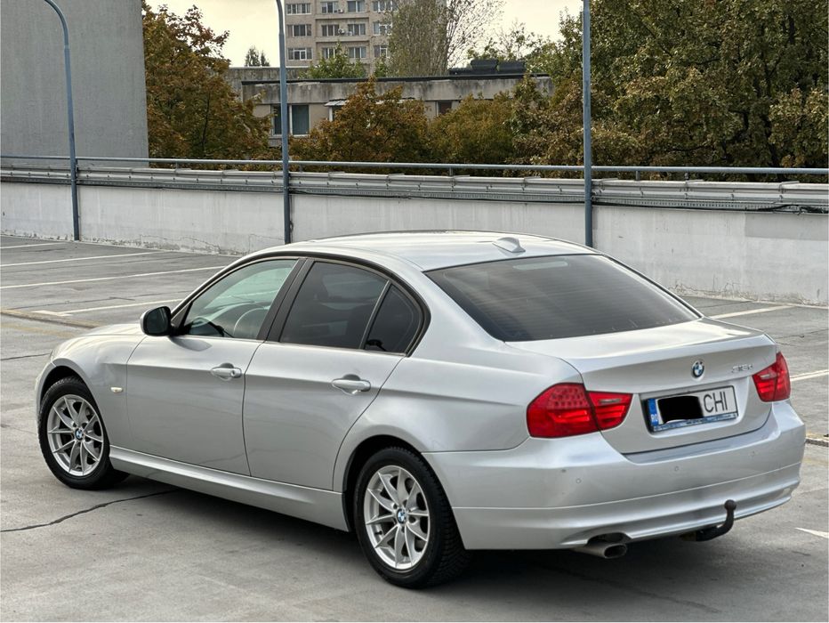 BMW 3 Series 2011 — imagine 3
