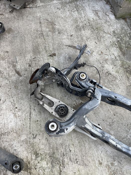 Punte Mercedes CLA w174 x174 fuzeta Brat spate stanga dreapta