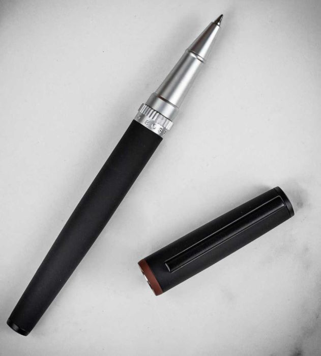 Комплект химикалки Hugo Boss