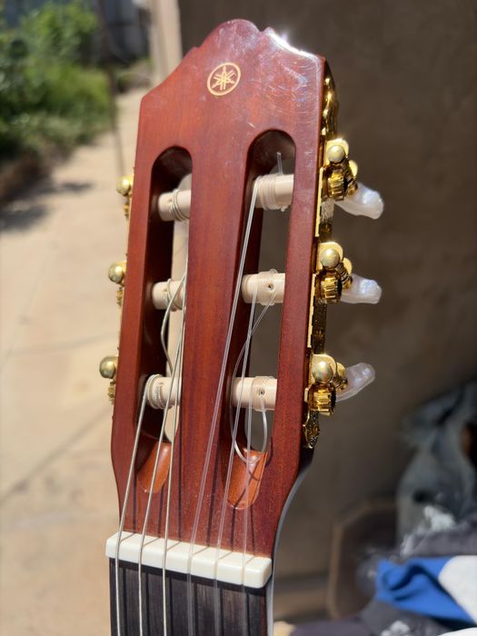 Гитара новая yamaha c70