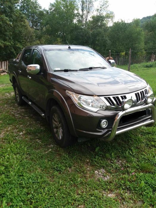 Vând Mitsubishi L200