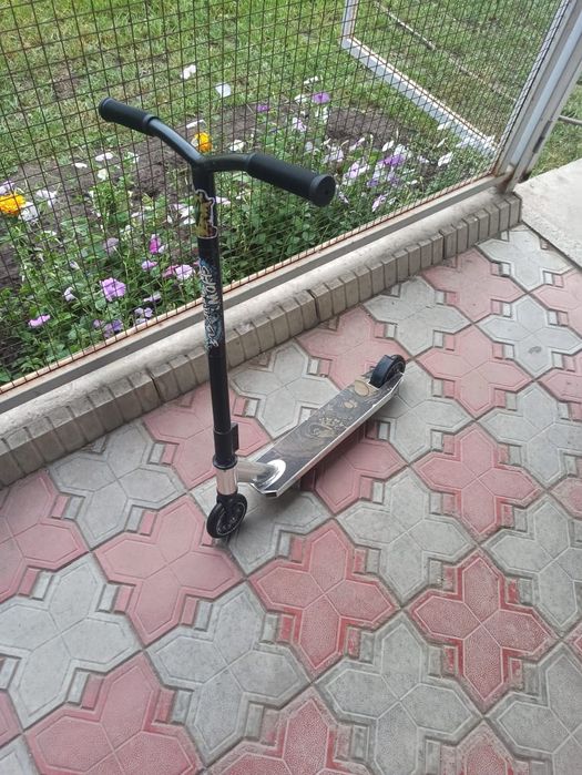 Трюковой самокат