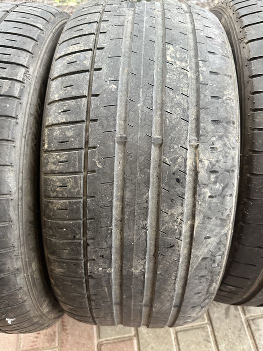 Cauciucuri  vara Falken 235 45 17  2 buc 5 mm la 75 ron buc