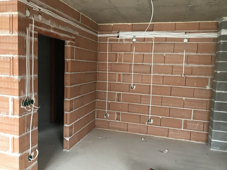 Елтехник Пловдив по домовете,Електро услуги,Електротехник Пловдив