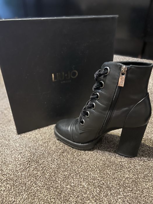 Боти Liu Jo черни