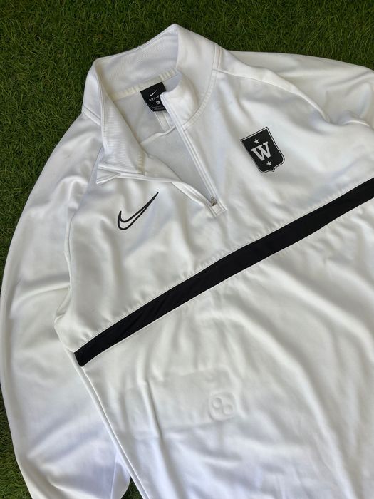 ЛИКВИДАЦИЯ : Мъжки екип : Nike DRI-FIT L