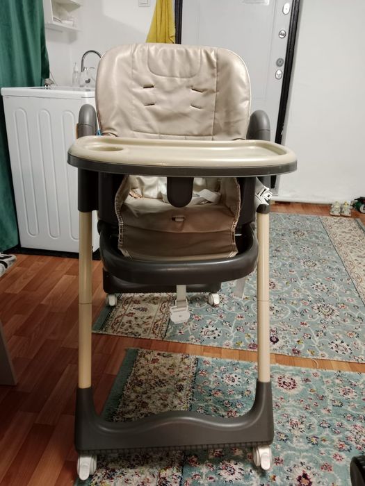 Продам детский столик