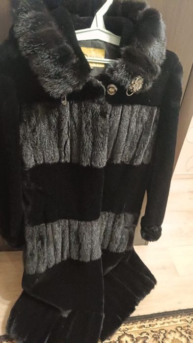Шуба  овчина с норкой