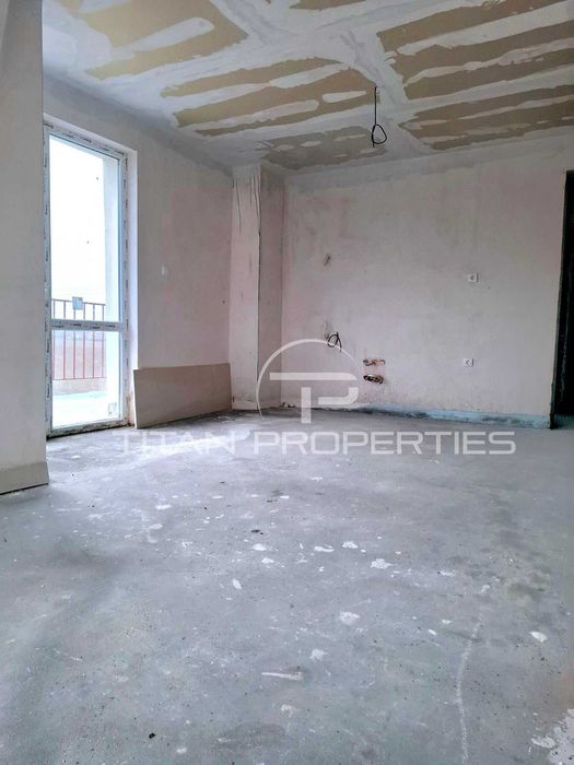 Продава се Двустаен апартамент в Пловдив, Коматевски възел - 56 кв.м за 1340 €/кв.м - Снимка #1