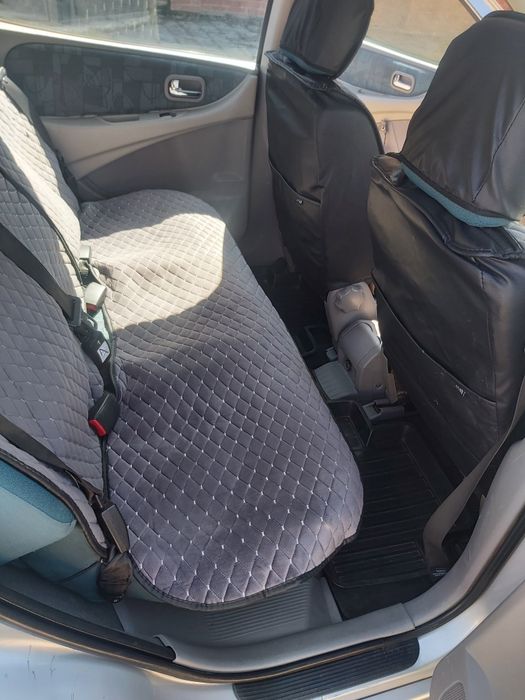Nissan Almera Tino 2002 дизель