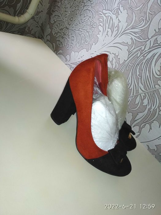 Туфли почти как новые очень красиво смотрится за качество отвечаю люкс