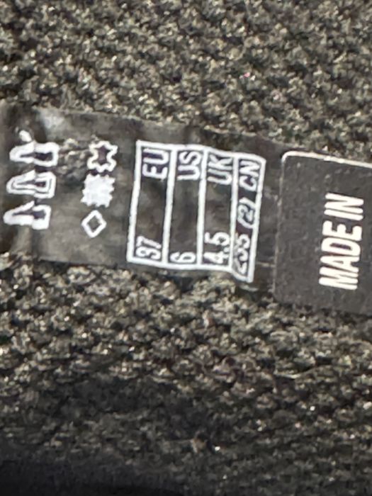 Сникърси ECCO GORE-TEX .Номер 37