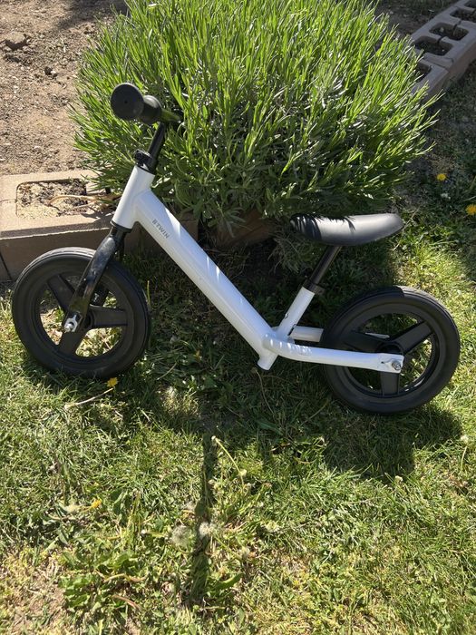 bicicleta  alba copii b twin