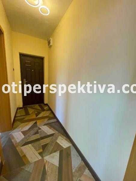 Продава се Тристаен апартамент в Пловдив, Кючук Париж - 51 кв.м за 2334 €/кв.м - Снимка #8