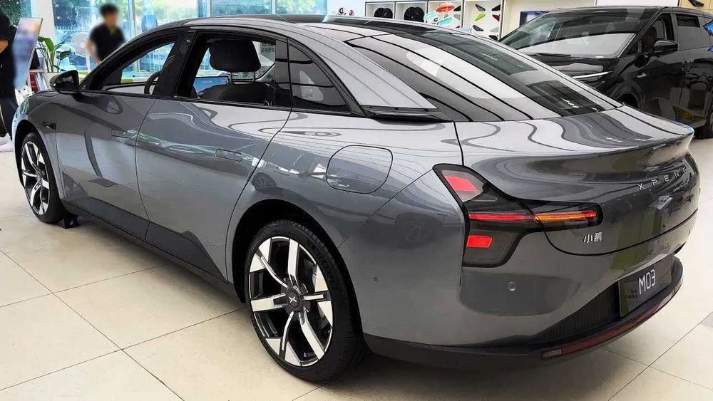 MONA M03 580 km Max pod zakaz