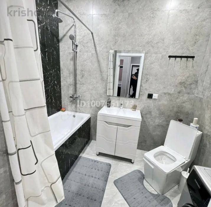 Подселениеге 1 комнатаға 1 қыз керек