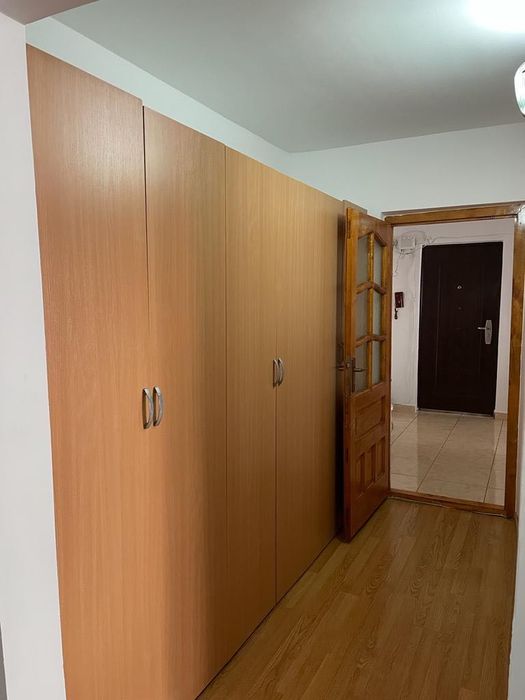PF dau în chirie apartament