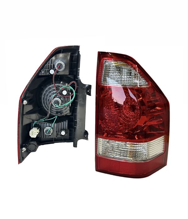 Фары передние Паджеро 3