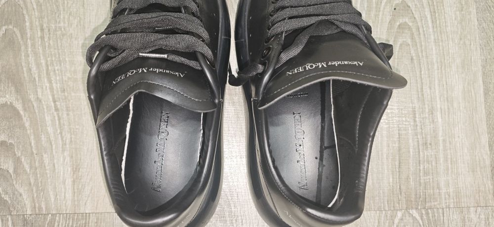Adidasi Alexander McQueen
