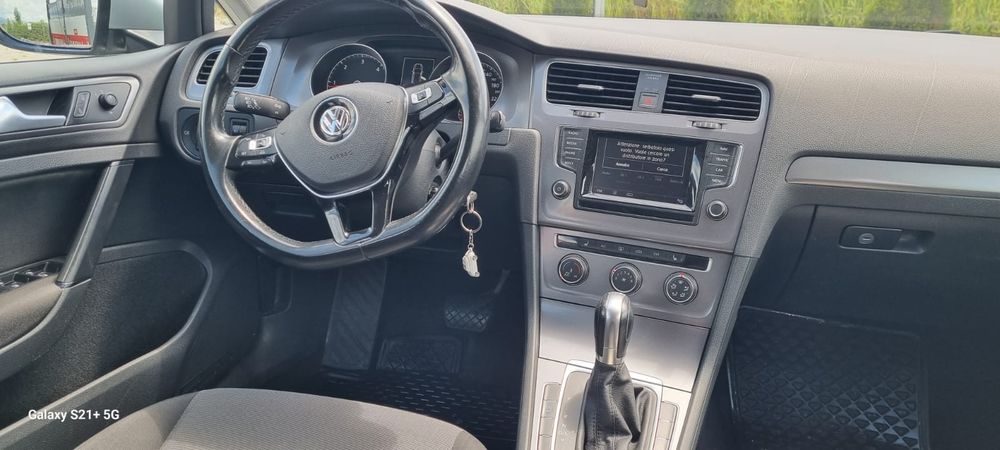 De vinzare vw golf 7