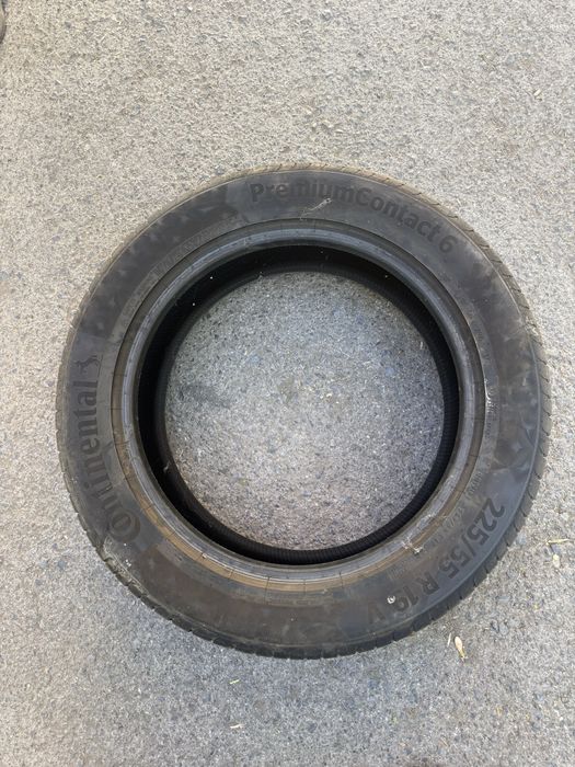 Шина Continental 225/55 r19 (ОДНА)