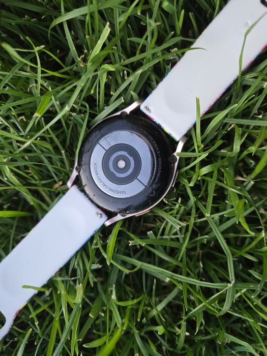 Смарт часовник Galaxy watch 4