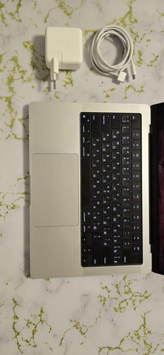 MacBook pro m4 silver