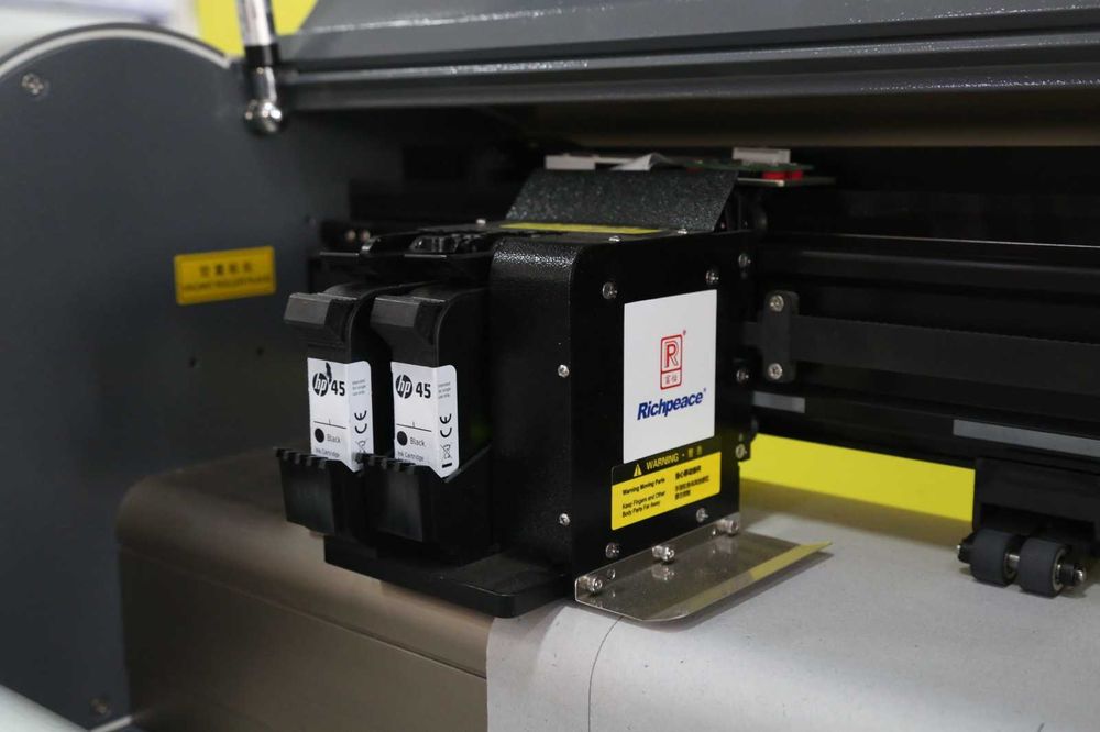 Plotter vertical cu jet de cerneala Magic Inkjet HP45