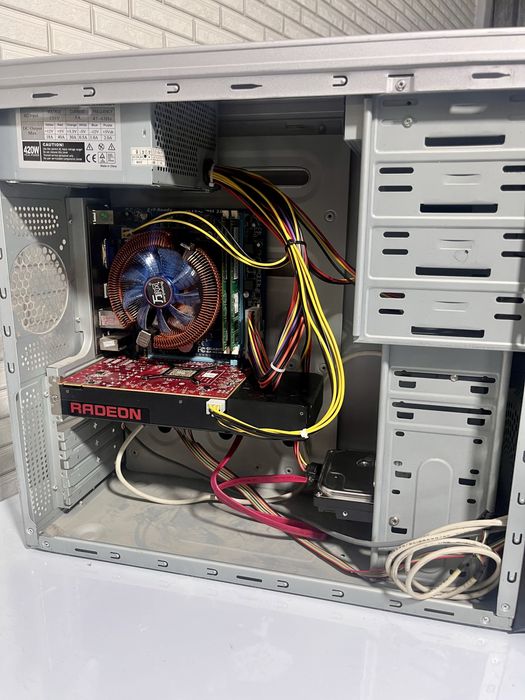 Продаю системный блок (компьютер)