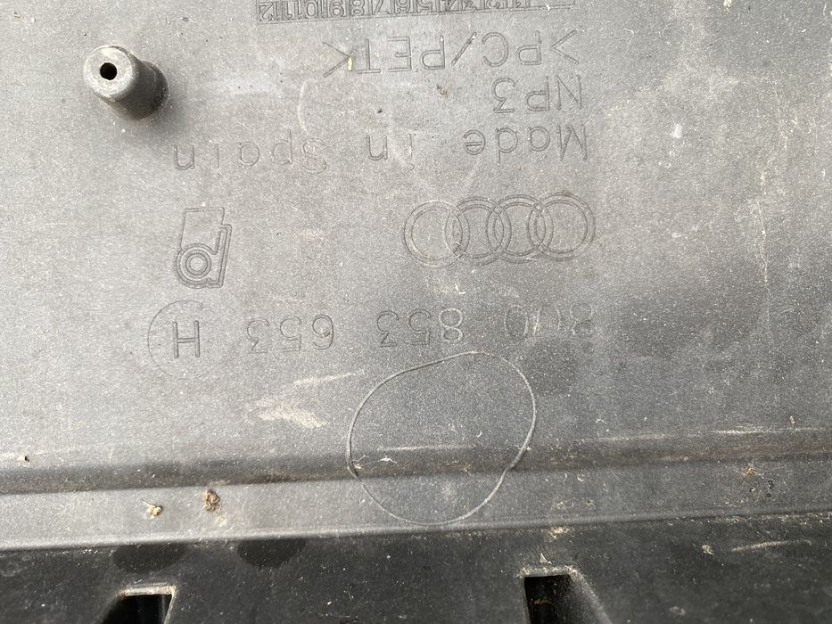 Grila Audi Q3 8U 2011 - 2015 grila radiatoare bara fata