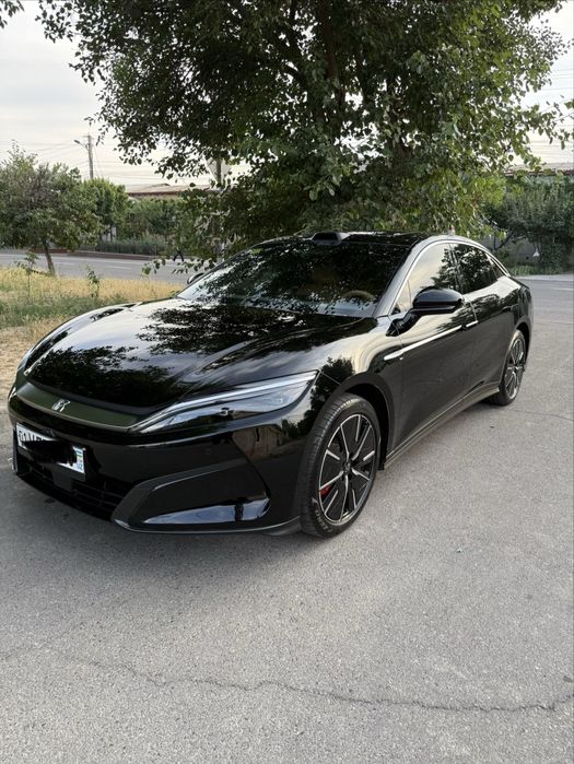 BYD Han L 701km elektro