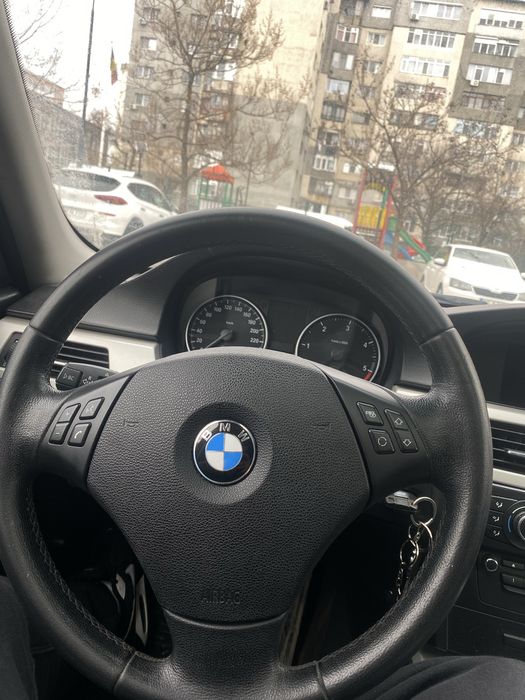 Vând volan E90 cu airbag