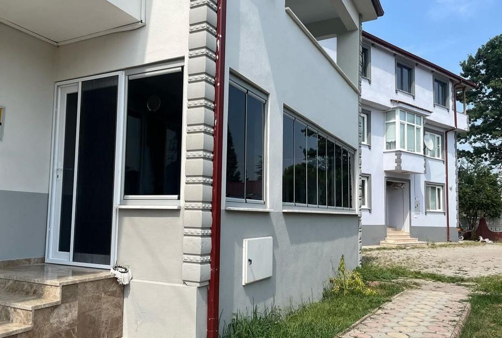 Безпрофилно Остъкляване