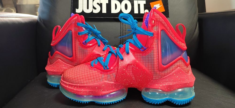 Nike Lebron XIX, номер 35,5
