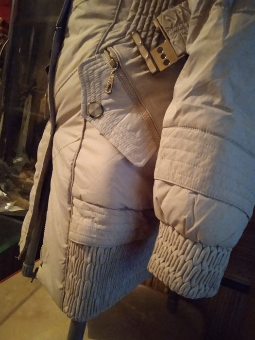 Куртка -пальто новое 15000