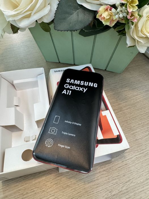 Продам телефон в отоичном состоянии