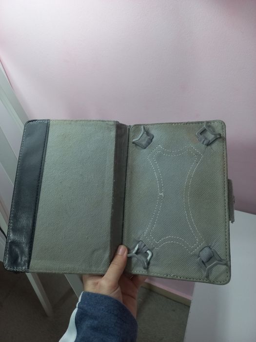 Таблет Lenovo с калъф