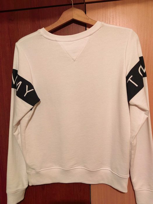 Блуза на Tommy Hilfiger