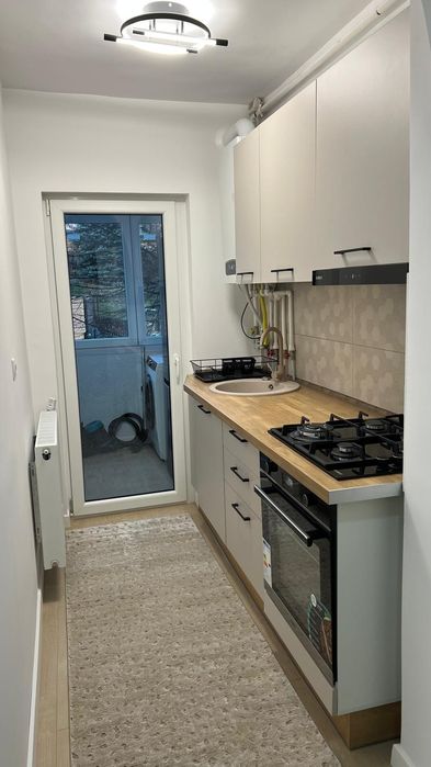 Închiriez garsoniera str Ramurele
