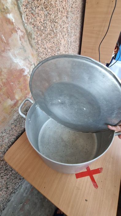 Продам кастрюлю алюминиевую