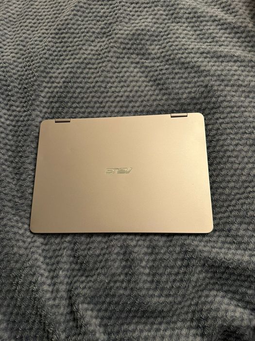 Продам ноутбук .