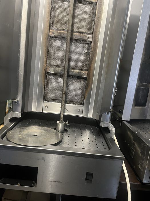 Aparat shaorma pe gaz