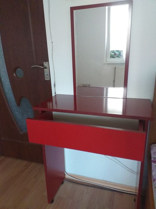 De vanzare toaleta fete