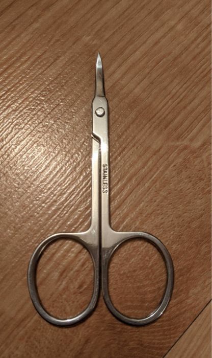 Продам маникюрный набор дешево