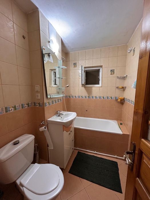 Inchiriez apartament 2 camere zona Obcini.