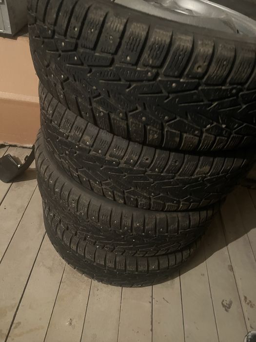 Продам колеса от нивы