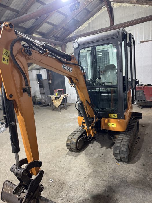 Miniexcavator case CX 18B