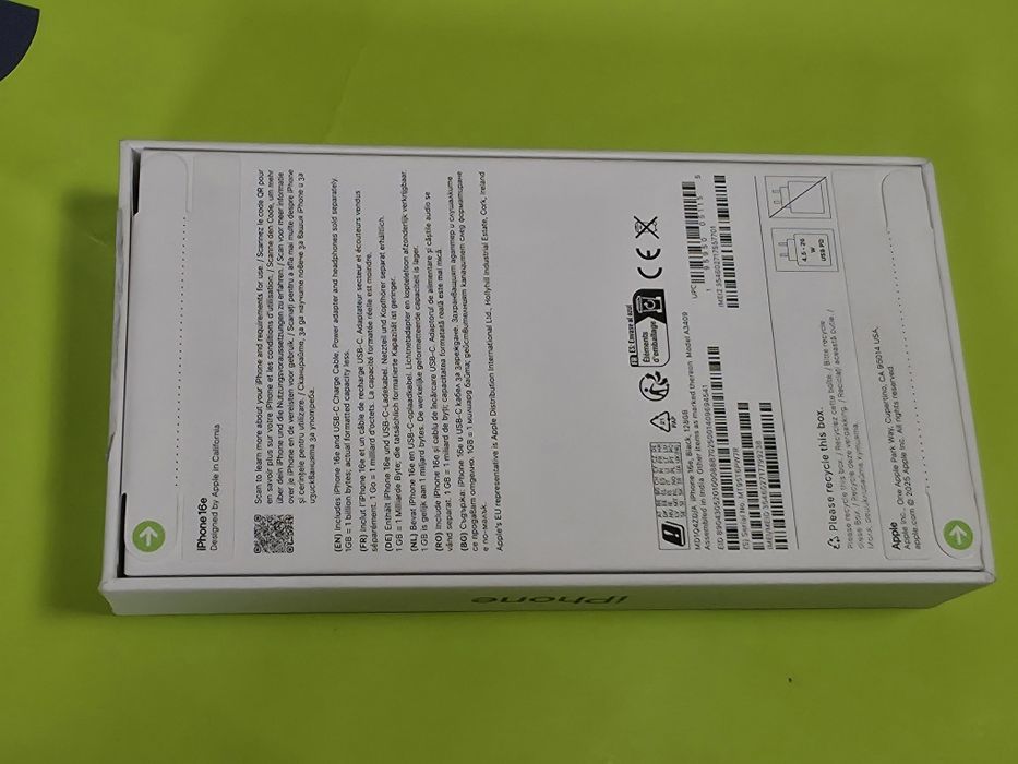 ЗАПЕЧАТАН 128GB iPhone 16e Yettel Гаранция 2029г. Black 16 е