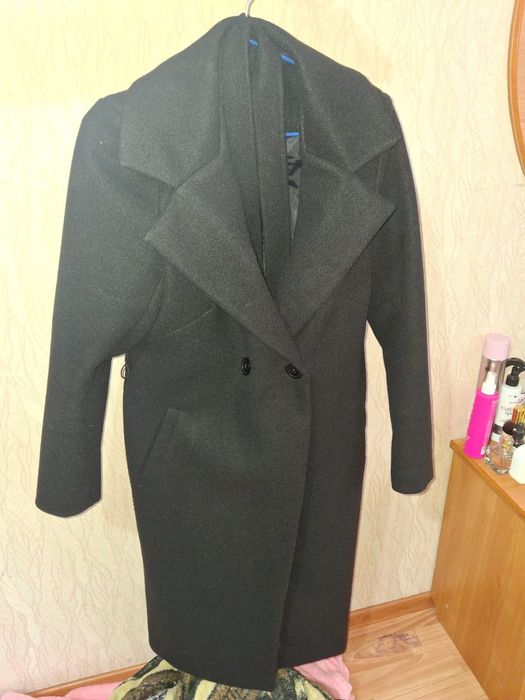 Продам пальто осень-весна
